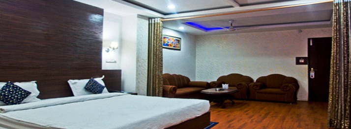 1965/Hotel Monarch Inn - Lucknow 07.jpg